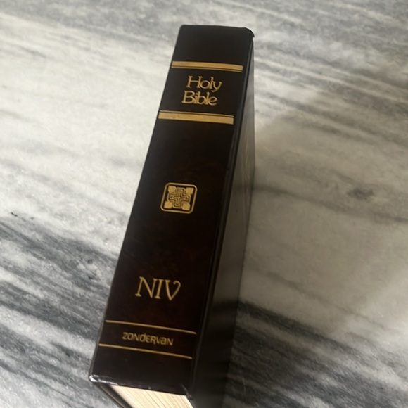 Holy Bible New INTERNATIONAL Version  vintage - Picture 11 of 12